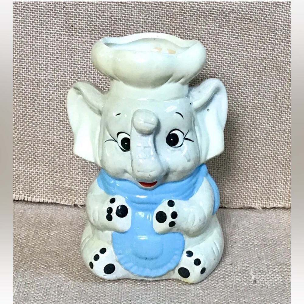 Vintage Baker Elephant Vase Planter Kitsch Whimsical Anthropomorphic AS IS READ